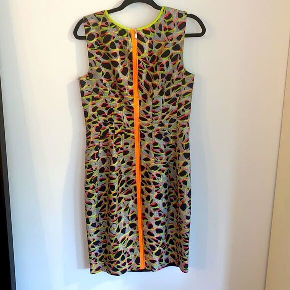 Elie Tahari Cotton/Silk-Blend Sheath Dress with Neon Accents - Picture 6 of 6